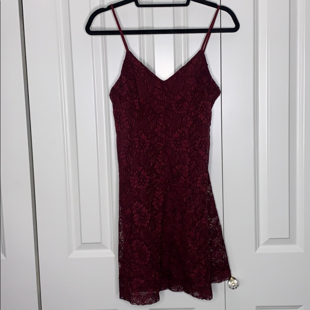 BRAND NEW RES LACE DRESS